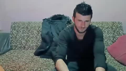 Snapshot of camshow22cm chatting on 02-12-25, 08:29 FREMAN online show from 02-12-25, 08:29