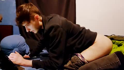 Snapshot of camtai12 chatting on 02-27-25, 03:58 camtai12 online show from 02-27-25, 03:58