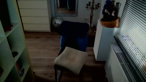 Snapshot of camunication chatting on 09-12-25, 08:36 camunication online show from 09-12-25, 08:36