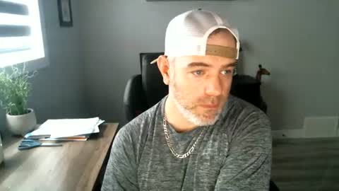 Snapshot of canadianboi6969 chatting on 06-19-26, 05:06 CanadianBacon6969 online show from 06-19-26, 05:06