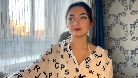 Kate online show from 11-18-25, 08:19