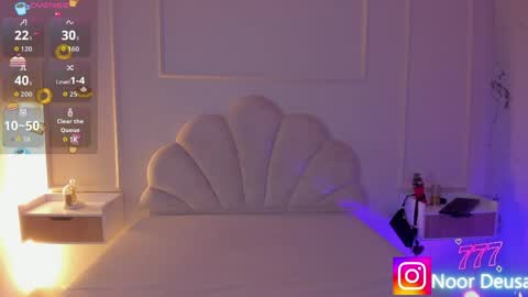 Snapshot of candaceowens chatting on 05-09-26, 03:45 candaceowens online show from 05-09-26, 03:45