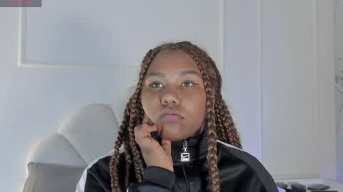 Snapshot of candaceowens chatting on 05-18-26, 03:35 candaceowens online show from 05-18-26, 03:35