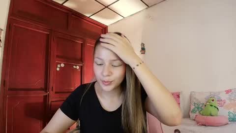 Snapshot of candase_ chatting on 05-24-26, 07:52 Candase online show from 05-24-26, 07:52