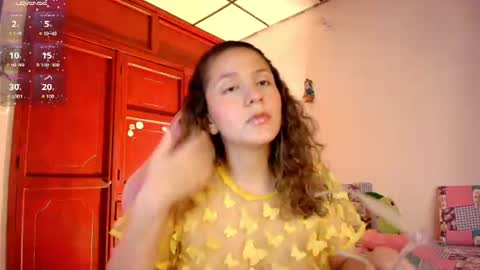Snapshot of candase_ chatting on 06-22-26, 02:13 Candase online show from 06-22-26, 02:13