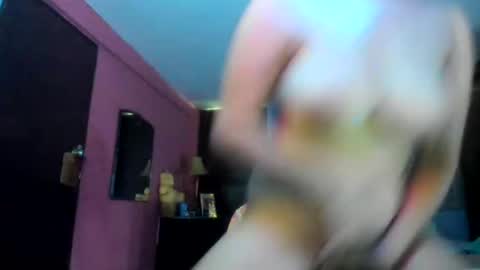 Catalina online show from 11-23-25, 01:55