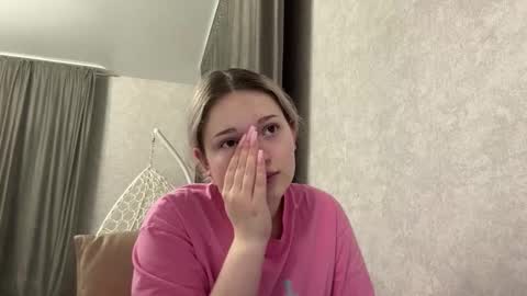 Snapshot of candelariahile chatting on 02-25-26, 02:16 candelariahile online show from 02-25-26, 02:16