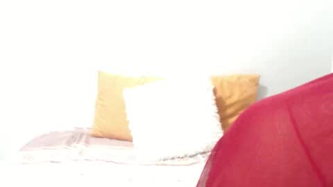 Snapshot of candidlily chatting on 12-15-24, 11:34 Candidlily online show from 12-15-24, 11:34