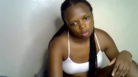 candiemaya online show from 03-17-26, 08:45