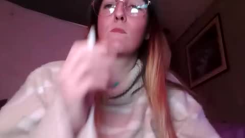 Snapshot of candismiths chatting on 11-21-25, 07:40 Candi online show from 11-21-25, 07:40