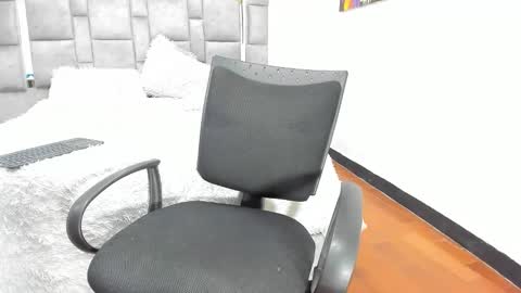 Snapshot of candy_and_andy1 chatting on 10-26-25, 02:12 Candy And Andy online show from 10-26-25, 02:12