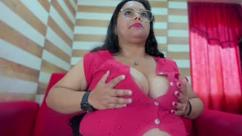 Candy  Brown online show from 12-11-24, 03:47