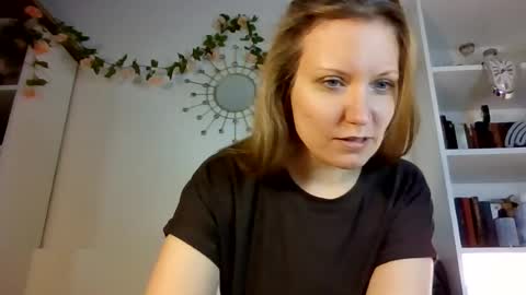 Snapshot of candy_cougar82 chatting on 06-15-26, 09:22 Candy Cougar online show from 06-15-26, 09:22