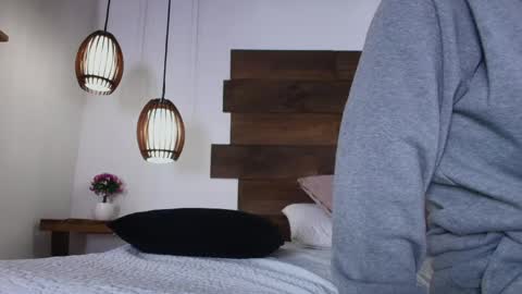 Jolie online show from 05-16-26, 12:15