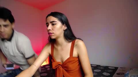 Snapshot of candy_grey28 chatting on 09-15-25, 12:38 Candy Grey online show from 09-15-25, 12:38