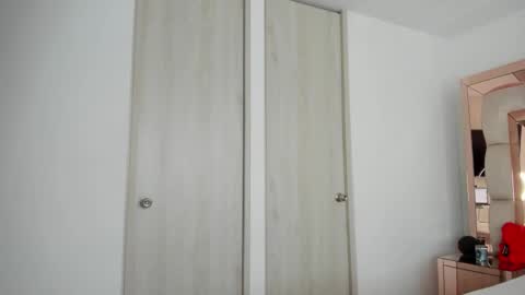 samantha online show from 01-19-25, 04:36