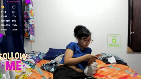 Snapshot of candy_val chatting on 05-12-26, 05:48 candy_val online show from 05-12-26, 05:48