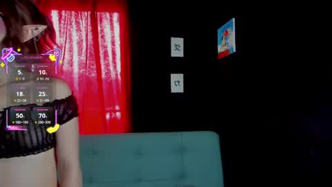 Snapshot of candycloud__ chatting on 06-15-26, 06:10 Mila online show from 06-15-26, 06:10