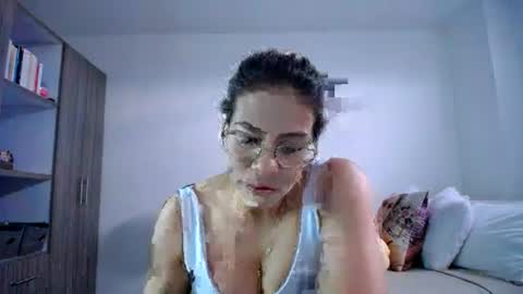 Candy Dowson online show from 06-16-26, 08:22