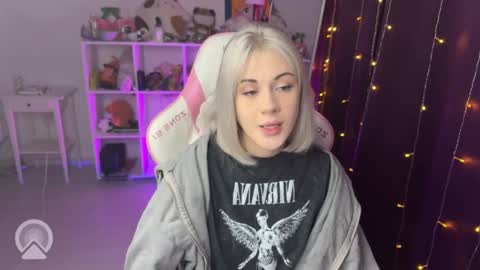 You can call me HH online show from 09-20-25, 02:29