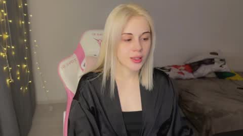 You can call me HH online show from 02-11-26, 07:19