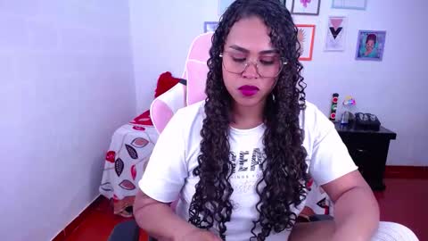 Karen online show from 02-08-26, 05:11