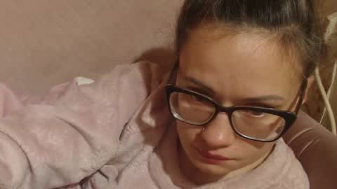 Snapshot of candylady13 chatting on 10-31-25, 10:27 say meow and send tips online show from 10-31-25, 10:27