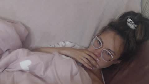 Snapshot of candylady13 chatting on 06-21-26, 06:05 say meow and send tips online show from 06-21-26, 06:05