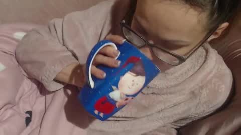 say meow and send tip  online show from 02-03-26, 06:22