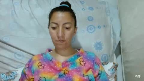 Snapshot of candymilfff chatting on 10-01-25, 03:34 candymilfff online show from 10-01-25, 03:34