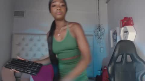Candy Ebony online show from 01-09-26, 03:09