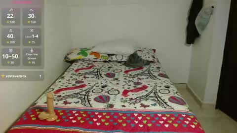 Violeta online show from 10-31-25, 06:31