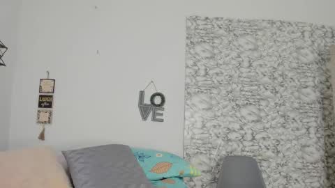 Canhela online show from 10-21-25, 10:38