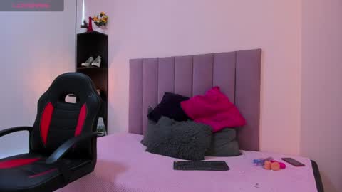 canndy_lover online show from 06-16-26, 01:14