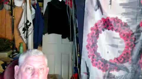 canoelicker69 online show from 04-18-26, 07:07