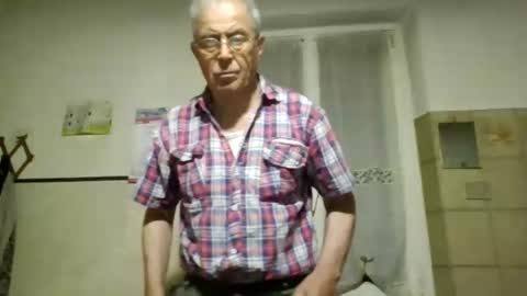 Snapshot of cantera577 chatting on 05-27-26, 08:06 cantera577 online show from 05-27-26, 08:06