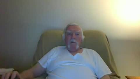 Snapshot of capecod21 chatting on 02-09-25, 11:58 capecod21 online show from 02-09-25, 11:58