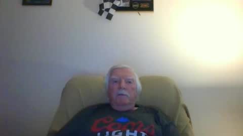 Snapshot of capecod21 chatting on 03-08-25, 11:48 capecod21 online show from 03-08-25, 11:48