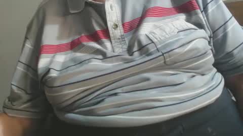 Snapshot of capitanfuturo44 chatting on 09-21-25, 11:45 Cinzia  ex regina  online show from 09-21-25, 11:45