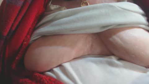 Cinzia  ex regina  online show from 04-19-26, 01:21