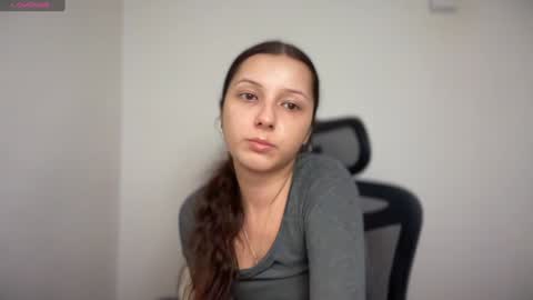 Emma online show from 01-27-25, 03:39