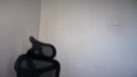 Emma online show from 06-10-26, 06:34