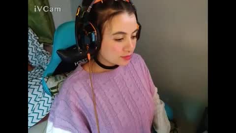 Snapshot of cara890713 chatting on 01-10-25, 08:29 cara890713 online show from 01-10-25, 08:29