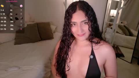 Snapshot of caramel__ chatting on 05-01-26, 11:42 Mara online show from 05-01-26, 11:42