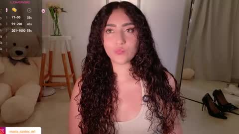 Snapshot of caramel__ chatting on 05-25-26, 11:44 Mara online show from 05-25-26, 11:44