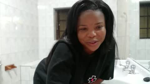 fifi online show from 05-27-26, 07:22