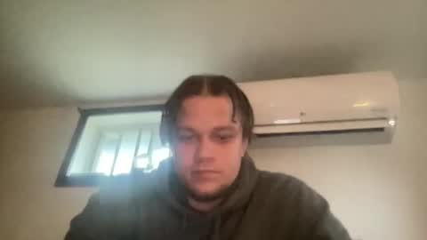 Snapshot of caramelj001 chatting on 11-16-25, 01:39 Caramel online show from 11-16-25, 01:39