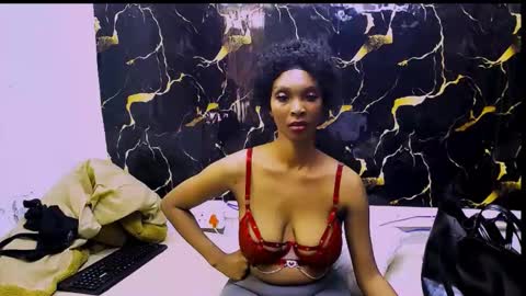 Snapshot of caramelminxx_ chatting on 06-10-26, 08:02 caramelminxx_ online show from 06-10-26, 08:02