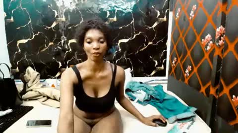 caramelminxx_ online show from 06-27-26, 07:46