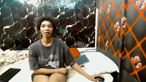caramelminxx_ online show from 07-12-26, 07:32